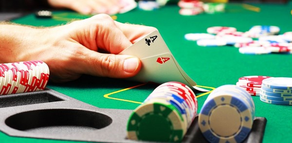 Poker – Bí quyết chơi poker tại nhà cái 888b luôn thắng